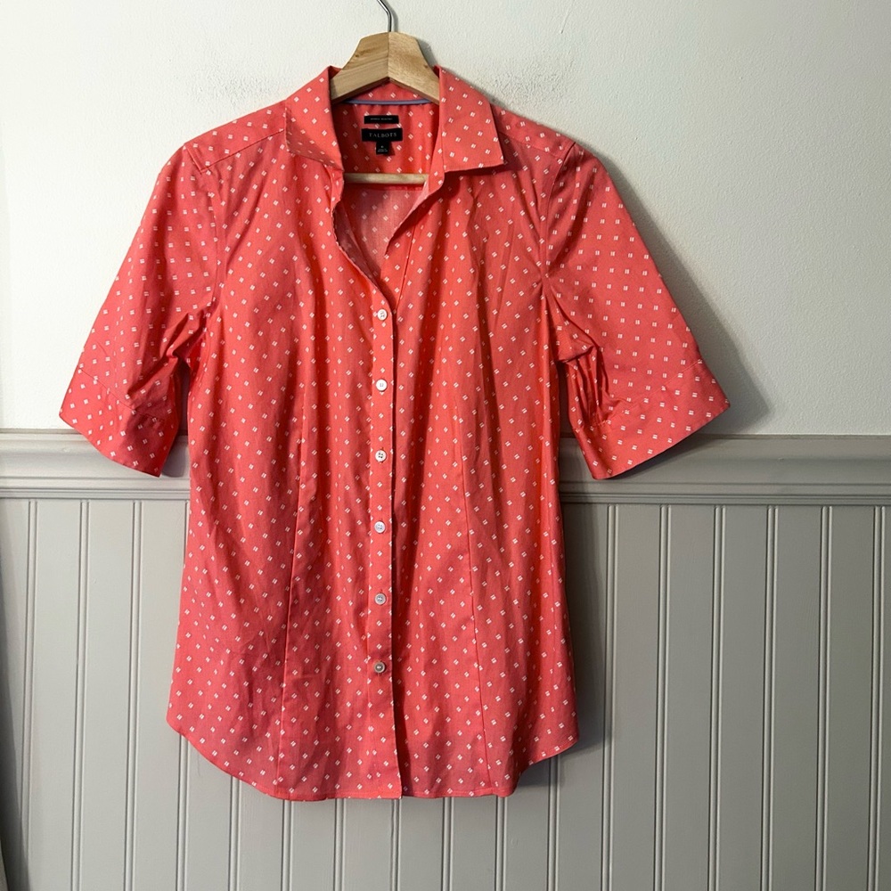 Talbots Coral Size 6 Wrinkle Resistant Pattern Button Down Shirt
